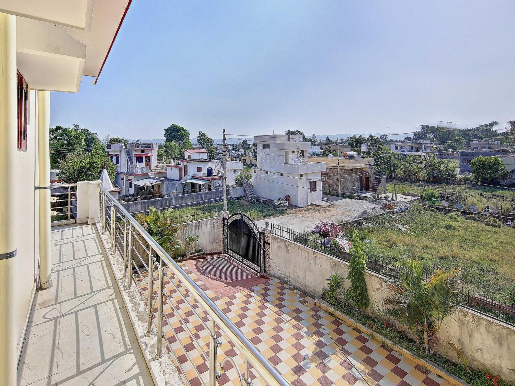 Home 78802 Balaji Bhawan Jhajra Екстер'єр фото