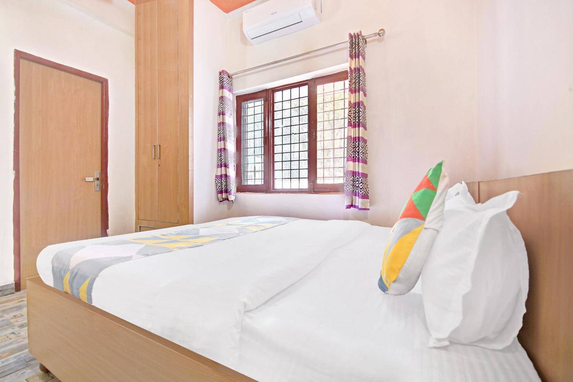 Home 78802 Balaji Bhawan Jhajra Екстер'єр фото